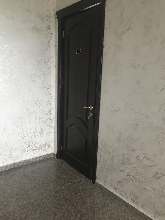 Nani'S Sweet Home バトゥーミ エクステリア 写真